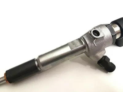 Diesel injector new  (Siemens-OEM)-CZRE