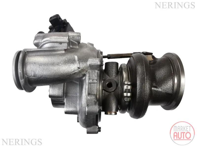 Turbocharger restored (left side) (Garrett-R)